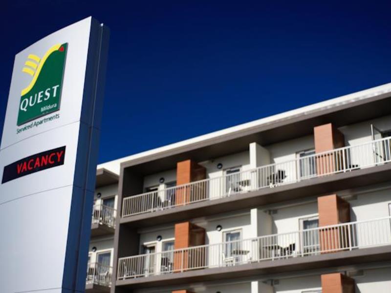 Quest Mildura Aparthotel Екстериор снимка