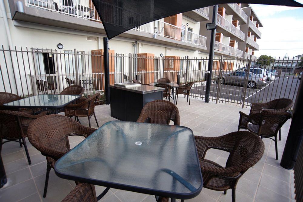 Quest Mildura Aparthotel Екстериор снимка