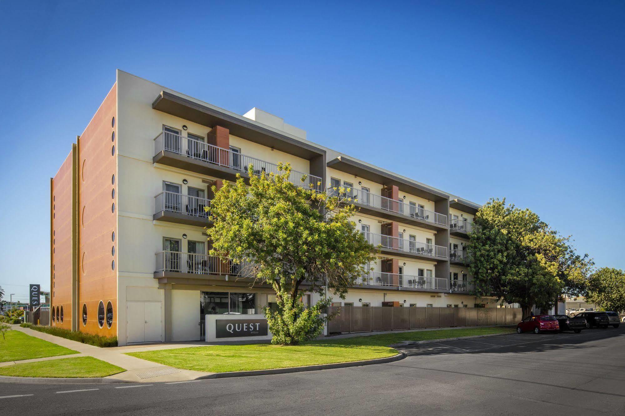 Quest Mildura Aparthotel Екстериор снимка